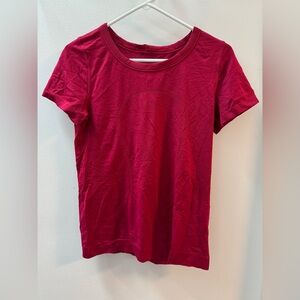 Lululemon performance top